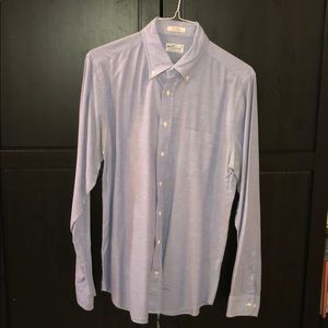 Gant “The Hugger” light blue dress shirt